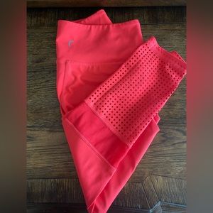 Zyia 8-10 bright pink leggings
